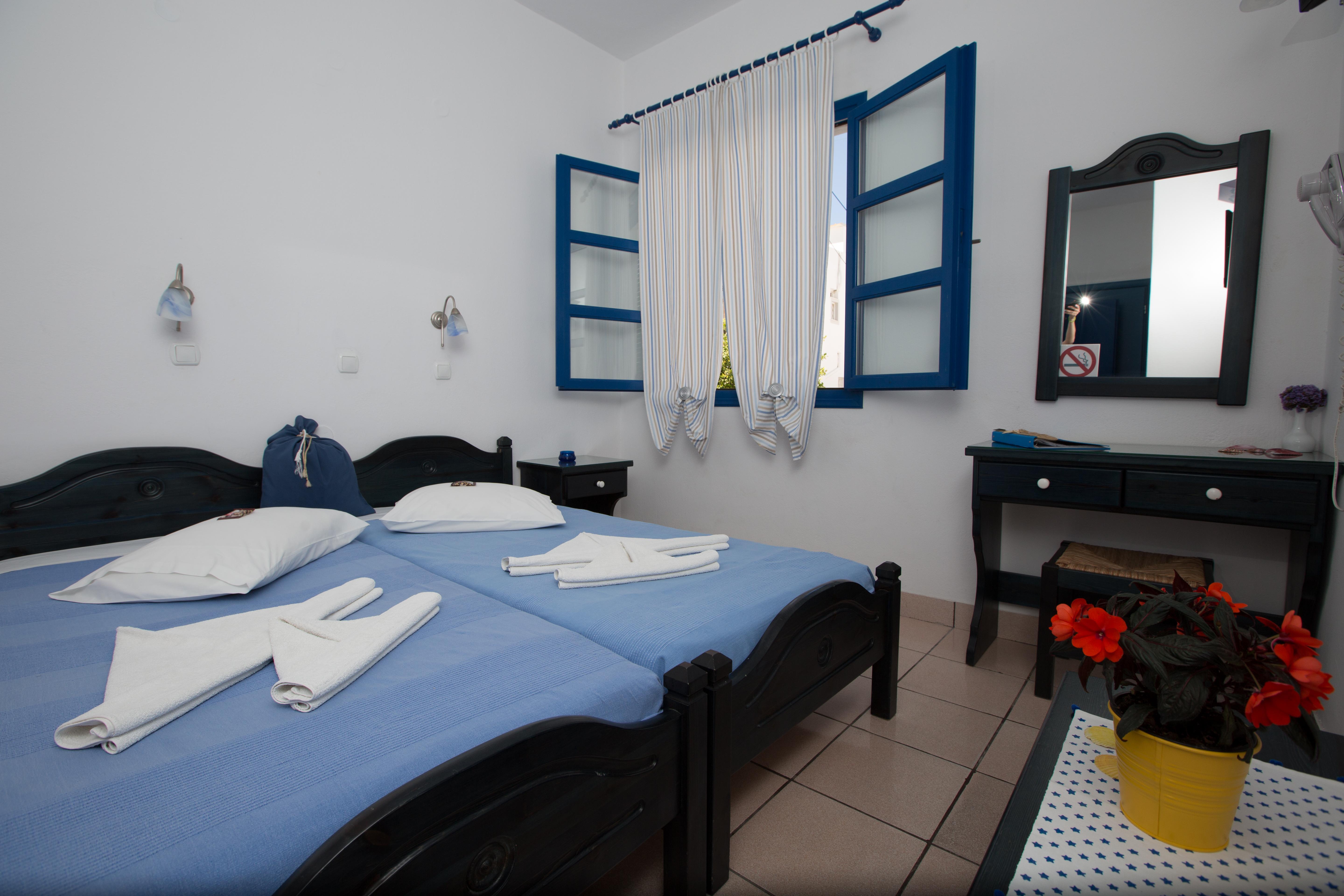 Dilion Hotel Parikia  Bagian luar foto