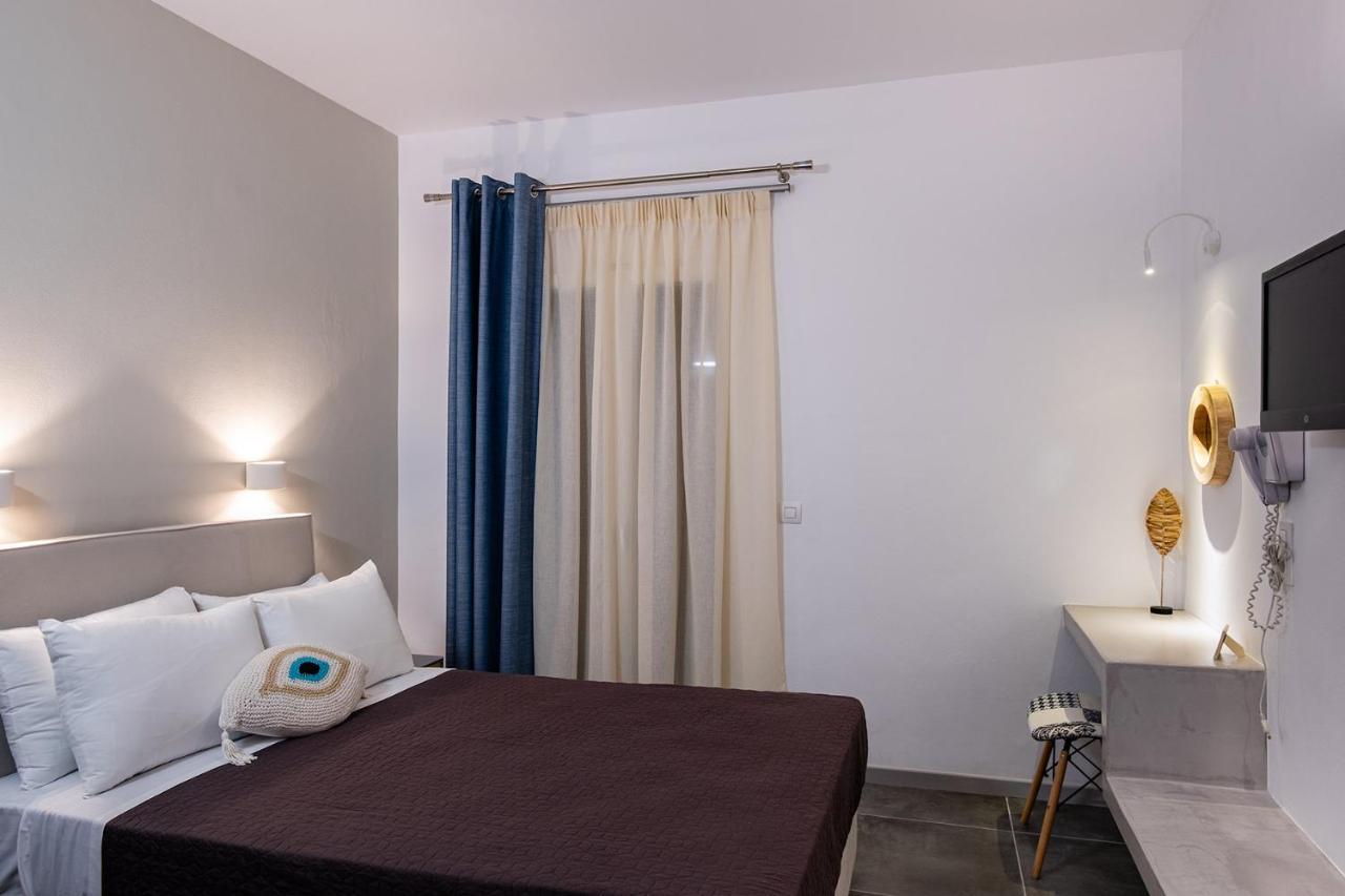 Dilion Hotel Parikia  Bagian luar foto