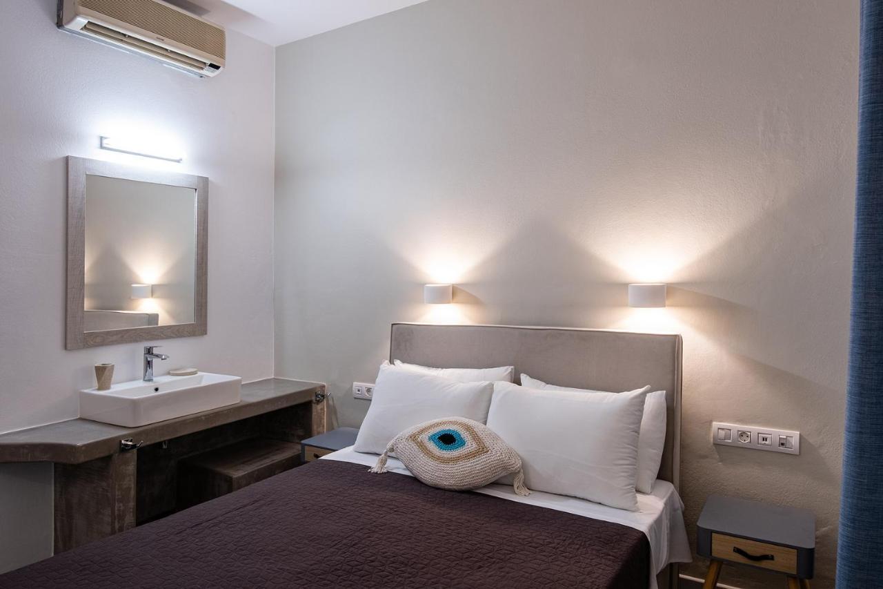 Dilion Hotel Parikia  Bagian luar foto