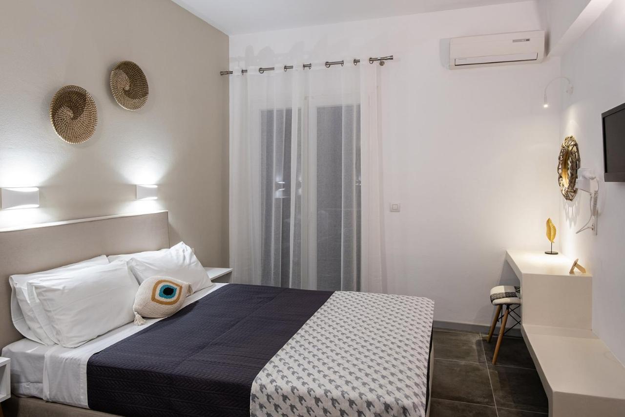 Dilion Hotel Parikia  Bagian luar foto