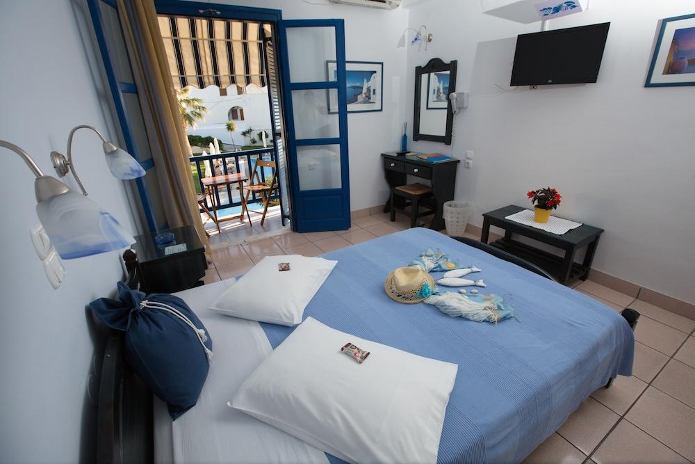 Dilion Hotel Parikia  Bagian luar foto