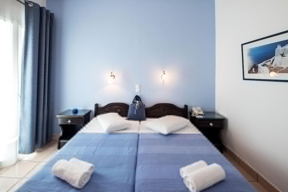 Dilion Hotel Parikia  Bagian luar foto