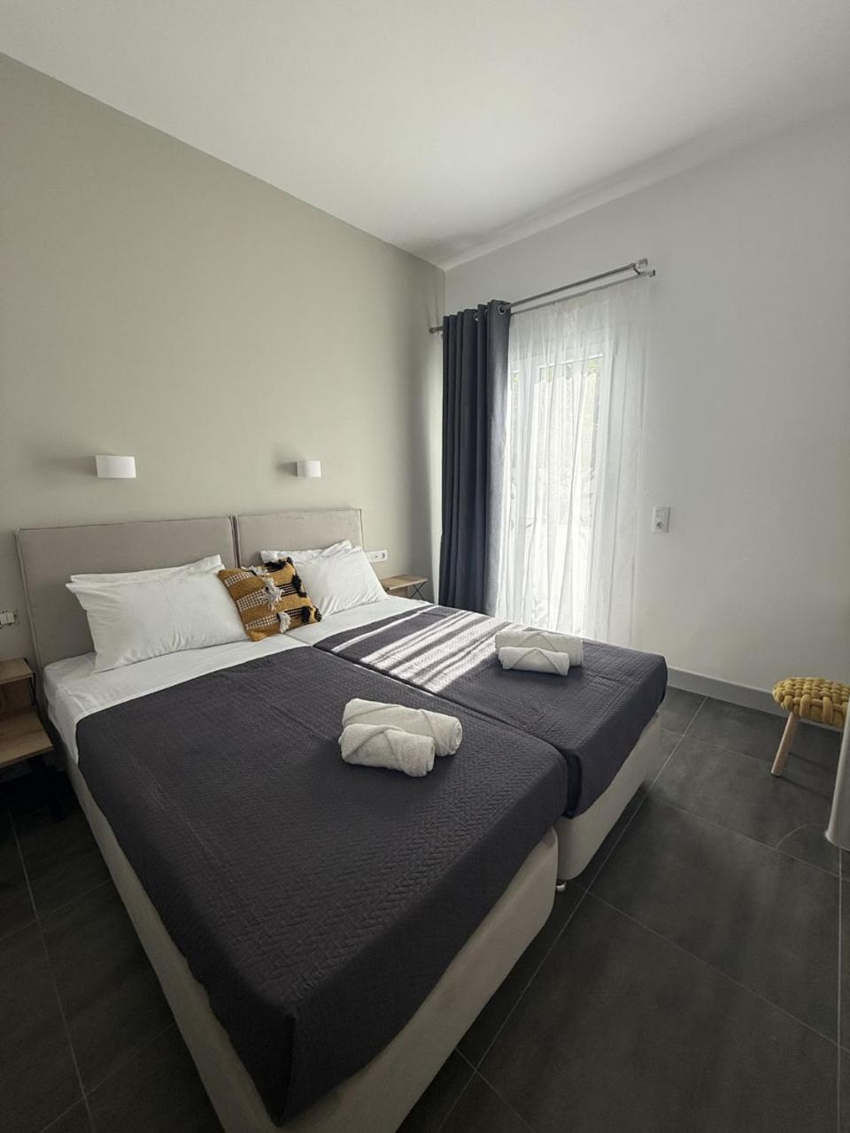 Dilion Hotel Parikia  Bagian luar foto